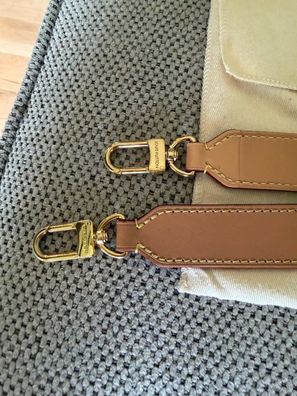 Louis Vuitton Odeon MM Monogram Crossbody – Excellent Condition – Authentic - Picture 7 of 11